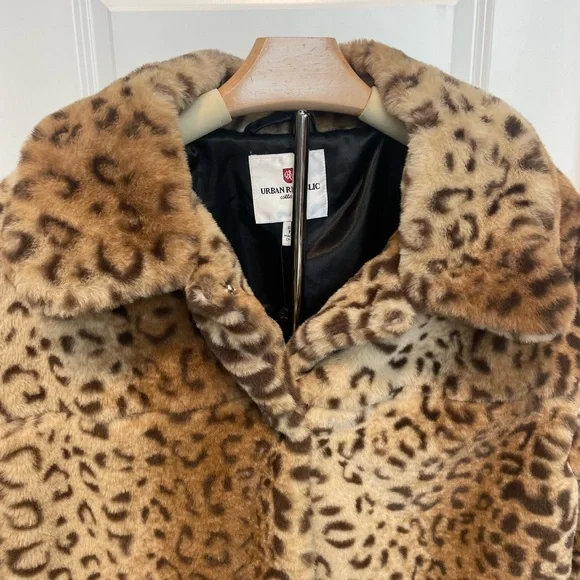 Urban Republic Faux Fur Coat - Picture 6 of 11